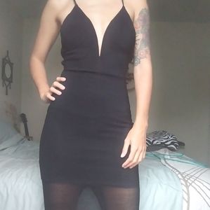 Privy low cut midi-dress